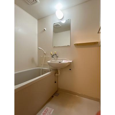 ニューエントピア 102【管理NO：1-006805501-01020】 ★家具家電は申し込み後に搬入しますの物件画像