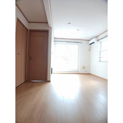 ルーナⅠ 201【管理NO：1-011914001-02010】 ★家具家電は申し込み後に搬入しますの物件画像