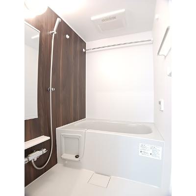 ジール 202【管理NO：1-028356701-02020】 ★家具家電は申し込み後に搬入します★の物件画像