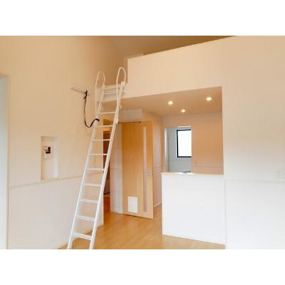 フィオーレ 202【管理NO：1-023270101-02020】 ★家具家電は申し込み後に搬入します★ ★2026年09月中旬入居可能★の物件画像