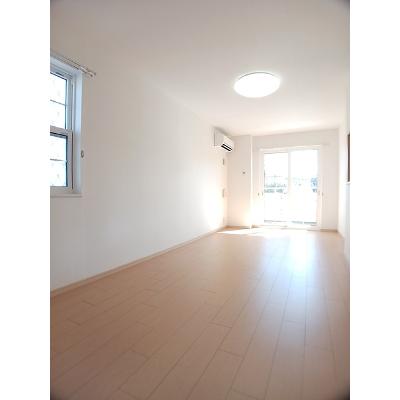 セレノ　パラッツオ 105【管理NO：1-016364301-01040】 ★家具家電は申し込み後に搬入します★の物件画像