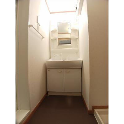 オーシャンブルーＢ 201【管理NO：1-012059801-02010】 ★家具家電は申し込み後に搬入します★の物件画像