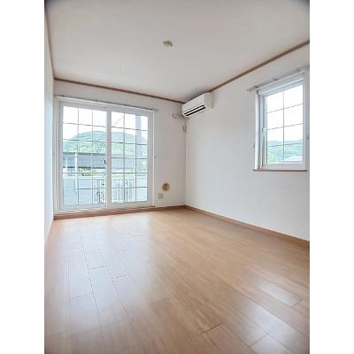 ＣＡＲＮＡ　Ⅱ 101【管理NO：1-011697101-01010】 ★家具家電は申し込み後に搬入しますの物件画像