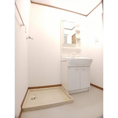 シュトラーセ　Ｂ 201【管理NO：1-011639702-02010】 ★家具家電は申し込み後に搬入します★の物件画像