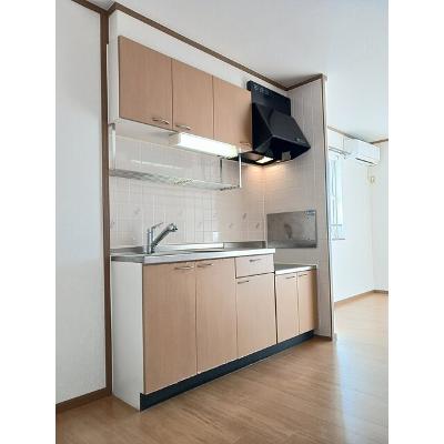 アルビオン　Ｄ 202【管理NO：1-011569801-02020】 ★家具家電は申し込み後に搬入します★の物件画像