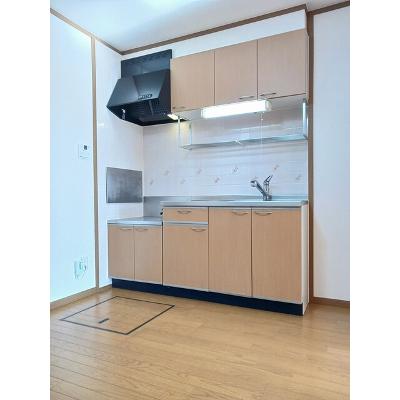 ラ・プレーヌ 102【管理NO：1-011541001-01020】 ★家具家電は申し込み後に搬入します★の物件画像