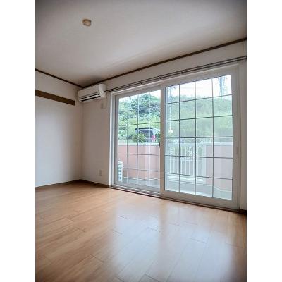 サンライズ 102【管理NO：1-011484601-01020】 ★家具家電は申し込み後に搬入します★の物件画像