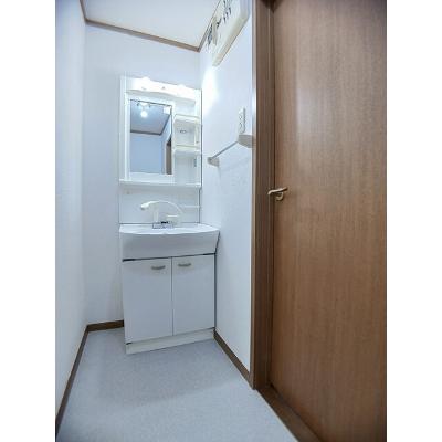 フルール・ド・スリジェ　Ａ 203【管理NO：1-010298301-02030】 ★家具家電は申し込み後に搬入しますの物件画像