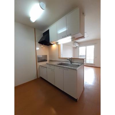 グランブルーＢ 202【管理NO：1-014093402-02020】 ★家具家電は申し込み後に搬入します★の物件画像