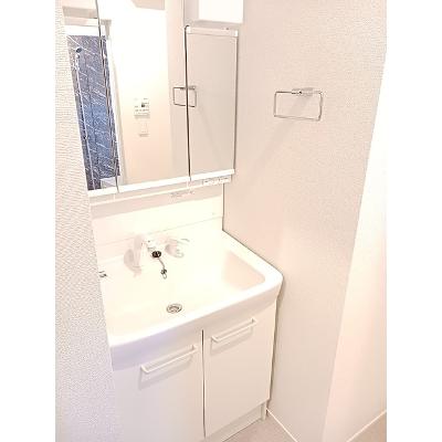 ベル　オーブⅦ 205【管理NO：1-028786601-02040】 ★家具家電は申し込み後に搬入します★の物件画像
