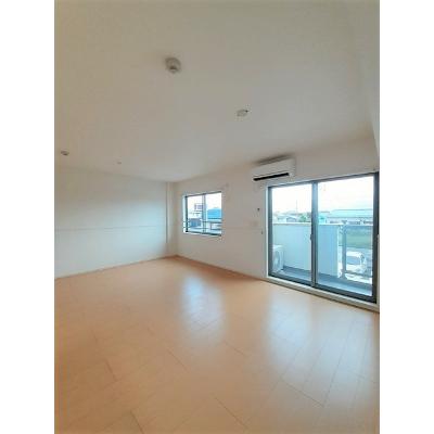 グランデーアＭ 203【管理NO：1-020113301-02030】 ★家具家電は申し込み後に搬入します★の物件画像