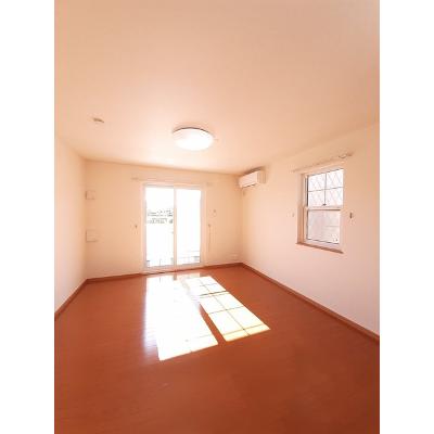 ラフレシールⅠ 105【管理NO：1-014476901-01040】 ★家具家電は申し込み後に搬入します★の物件画像