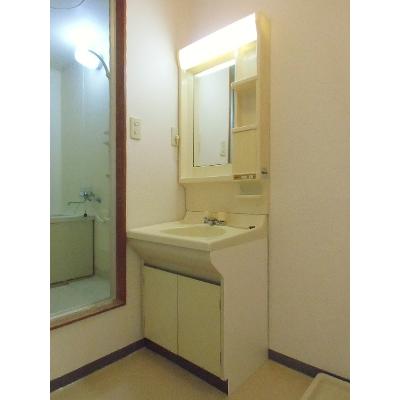 ハイツまるなか 202【管理NO：1-003372301-02020】 ★家具家電は申し込み後に搬入します★の物件画像