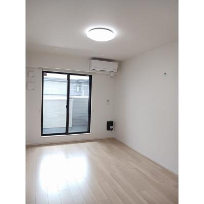 フェリスⅤ 201【管理NO：1-028213201-02010】 ★家具家電は申し込み後に搬入します 2026年07月中旬入居可能の物件画像