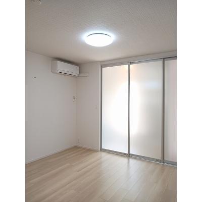 フェリスⅤ 101【管理NO：1-028213201-01010】 ★家具家電は申し込み後に搬入しますの物件画像