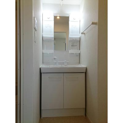 クレッシェンドⅥ 301【管理NO：1-022269101-03010】 ★家具家電は申し込み後に搬入しますの物件画像