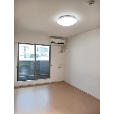 フリーデ 201【管理NO：1-019520201-02010】 ★家具家電は申し込み後に搬入します★の物件画像