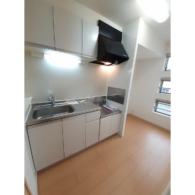 フリーデ 201【管理NO：1-019520201-02010】 ★家具家電は申し込み後に搬入します★の物件画像