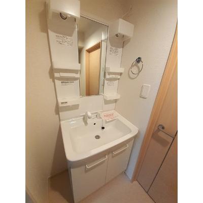 フリーデ 201【管理NO：1-019520201-02010】 ★家具家電は申し込み後に搬入します★の物件画像