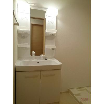 コスモヒルズ 206【管理NO：1-018795401-02050】 ★家具家電は申し込み後に搬入します★の物件画像