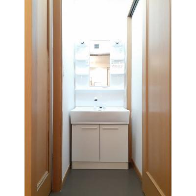 ｆａｍｉｌｌｅ　ＫⅣ 103【管理NO：1-014064401-01030】 ★家具家電は申し込み後に搬入しますの物件画像