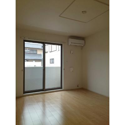 プラテリア 102【管理NO：1-021390601-01020】 ★家具家電は申し込み後に搬入しますの物件画像