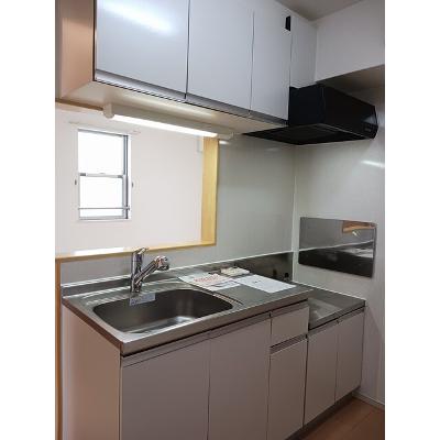 リバーサイドガーデン 201【管理NO：1-018632801-02010】 ★家具家電は申し込み後に搬入しますの物件画像