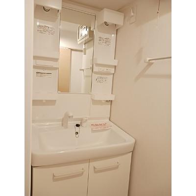 リバーサイドガーデン 201【管理NO：1-018632801-02010】 ★家具家電は申し込み後に搬入しますの物件画像
