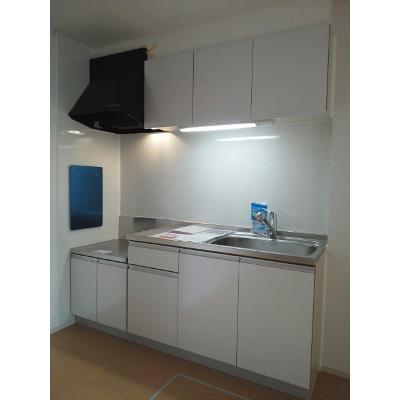 クレマチスⅢ 101【管理NO：1-018616403-01010】 ★家具家電は申し込み後に搬入しますの物件画像