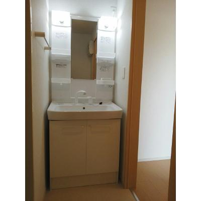 クレマチスⅢ 101【管理NO：1-018616403-01010】 ★家具家電は申し込み後に搬入しますの物件画像