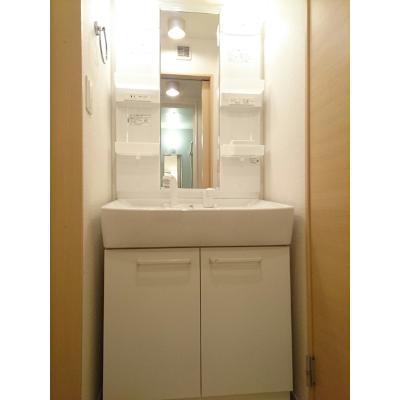 Ｃｒａｎｅ 102【管理NO：1-017658401-01020】 ★家具家電は申し込み後に搬入しますの物件画像