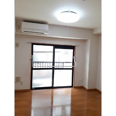 Ｙｉ　アイリス 108【管理NO：1-012885201-01070】 ★家具家電は申し込み後に搬入します★の物件画像