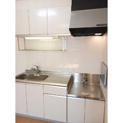 ロータス 202【管理NO：1-016888401-02020】 ★家具家電は申し込み後に搬入しますの物件画像