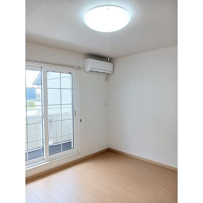 サンパール 202【管理NO：1-016004601-02020】 ★家具家電は申し込み後に搬入します★の物件画像