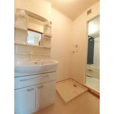 ランベリール 102【管理NO：1-014789501-01020】 ★家具家電は申し込み後に搬入します 2026年08月上旬入居可能の物件画像