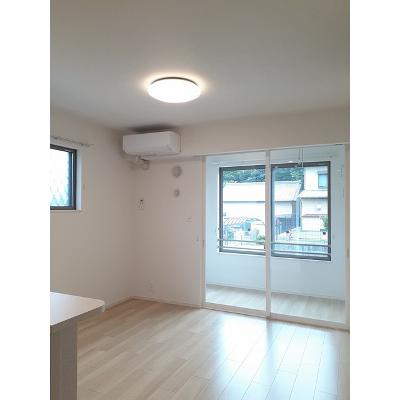 サンリットⅡ 102【管理NO：1-026292801-01020】 ★家具家電は申し込み後に搬入しますの物件画像