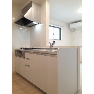サンリットⅡ 102【管理NO：1-026292801-01020】 ★家具家電は申し込み後に搬入しますの物件画像