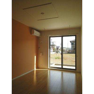サニーホームズ 102【管理NO：1-021468901-01020】 ★家具家電は申し込み後に搬入します★ ★2026年08月下旬入居可能★の物件画像