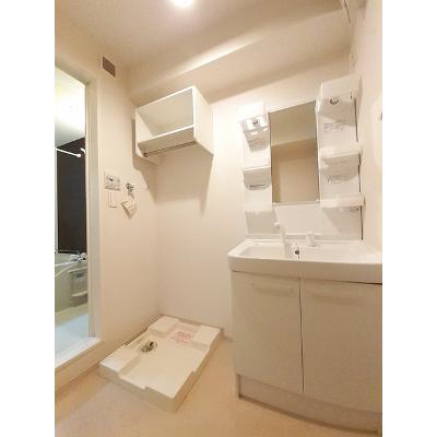 ラハナⅠ 101【管理NO：1-020084701-01010】 ★家具家電は申し込み後に搬入します★の物件画像