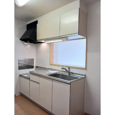 ルーナクレシェンテ 102【管理NO：1-016421401-01020】 ★家具家電は申し込み後に搬入します★の物件画像