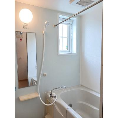 ルーナクレシェンテ 102【管理NO：1-016421401-01020】 ★家具家電は申し込み後に搬入します★の物件画像