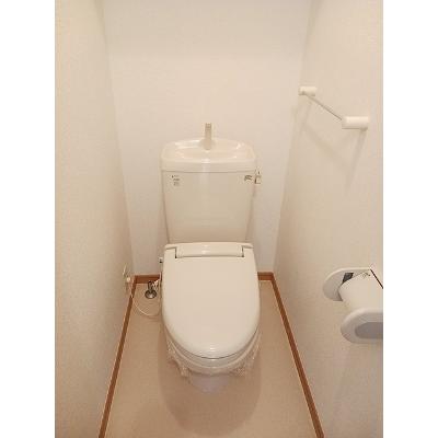 フィオーレ 102【管理NO：1-015232501-01020】 ★家具家電は申し込み後に搬入します★の物件画像