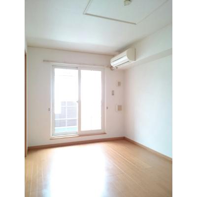 カーサプラシード 203【管理NO：1-014183701-02030】 ★家具家電は申し込み後に搬入しますの物件画像