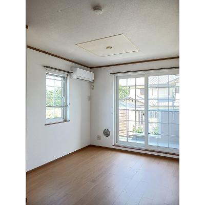 グランシャリオＢ 201【管理NO：1-011334502-02010】 ★家具家電は申し込み後に搬入します★の物件画像