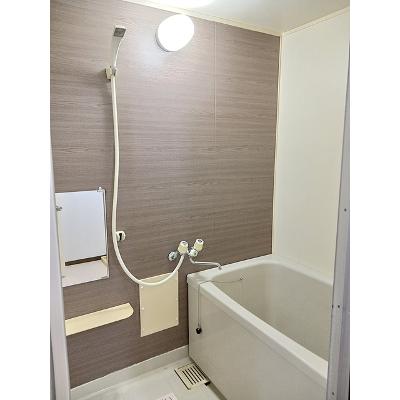 グリーンパーク 302【管理NO：1-003886201-03020】 ★家具家電は申し込み後に搬入します★の物件画像