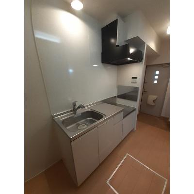 シャイン 101【管理NO：1-018553301-01010】 ★家具家電は申し込み後に搬入しますの物件画像
