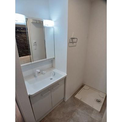 グランフェリーチェ 103【管理NO：1-028651401-01030】 ★家具家電は申し込み後に搬入します★の物件画像