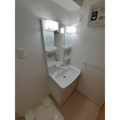ファイン 102【管理NO：1-018358001-01020】 ★家具家電は申し込み後に搬入しますの物件画像