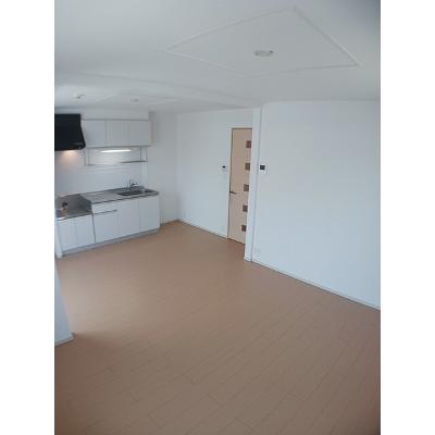 ホワイト　テールⅠ 201【管理NO：1-018038601-02010】の物件画像