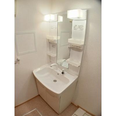 ソレイユ　一番館 201【管理NO：1-016509501-02010】 ★家具家電は申し込み後に搬入します★の物件画像